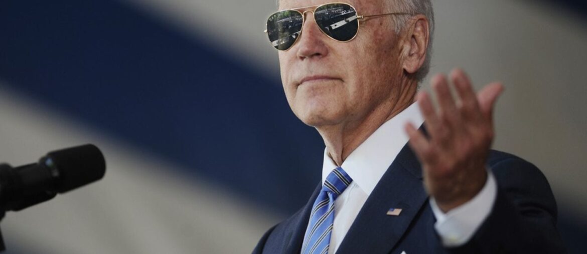 Joe Bidens vilde endorsement-dag lige før Super Tuesday
